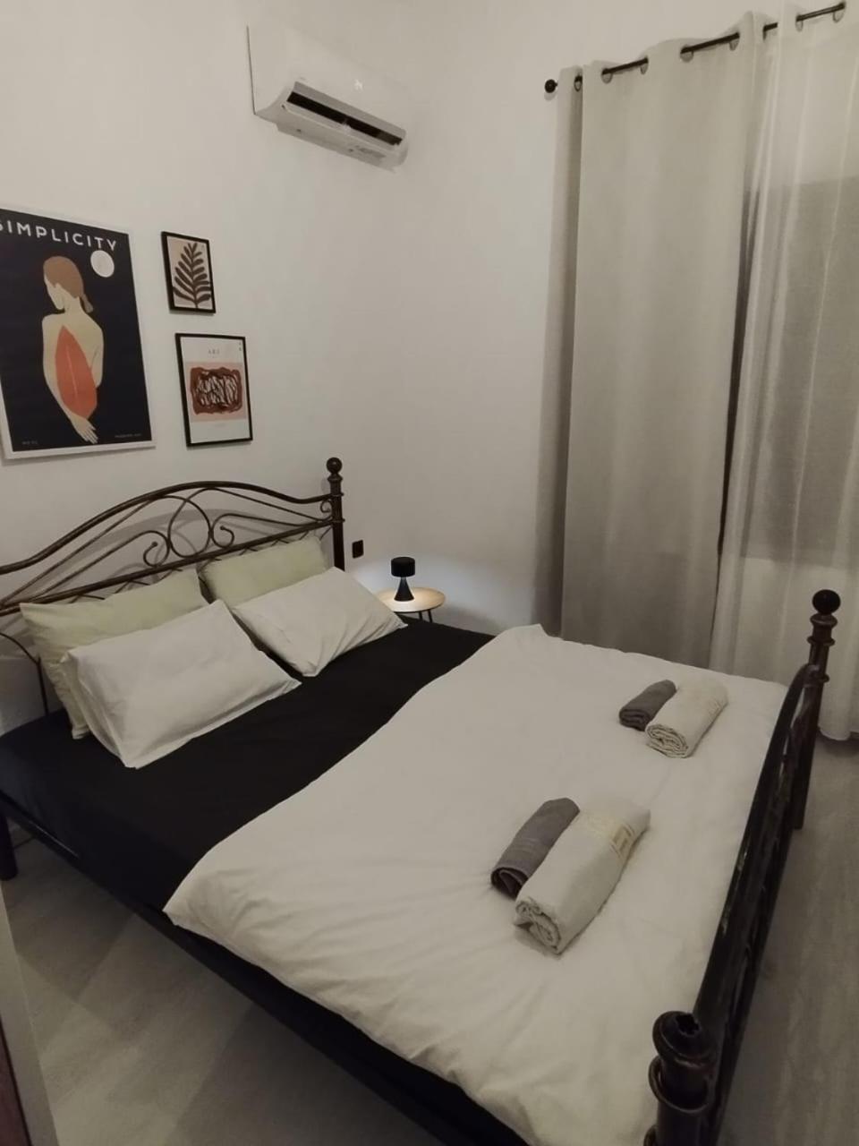 Black N' White Cozy Housegarden Alexandroúpolis Ngoại thất bức ảnh